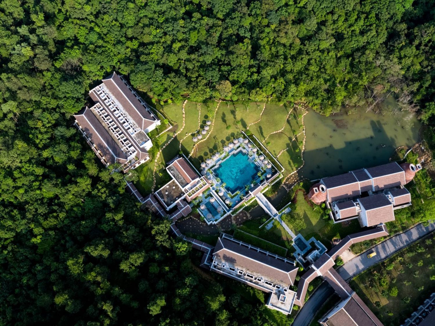 227684020_989843331853986_3495482592367100775_n-1500x1123